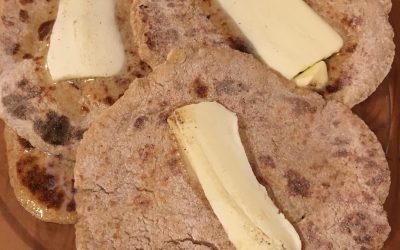 Zimní placky: brambory, sůl, mouka a plotna